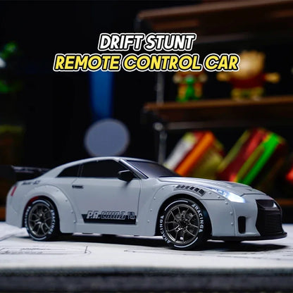 Premium Large R35 RC Track-Spec Sports Car | PVC Model | 1:24 Scale
